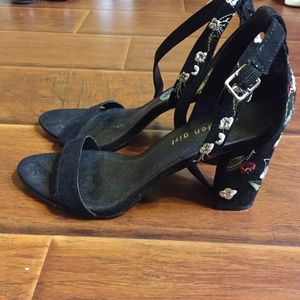 Madden girl sandal heels, suede like material.